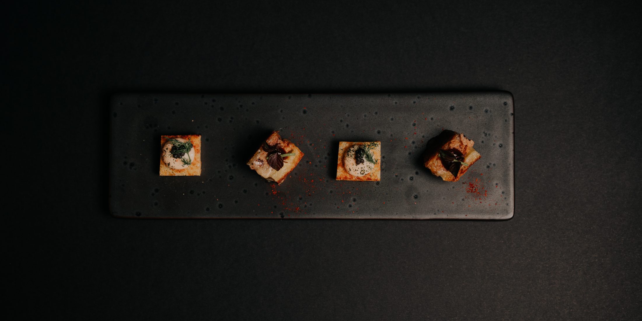 Les amuse-bouches sur ardoise